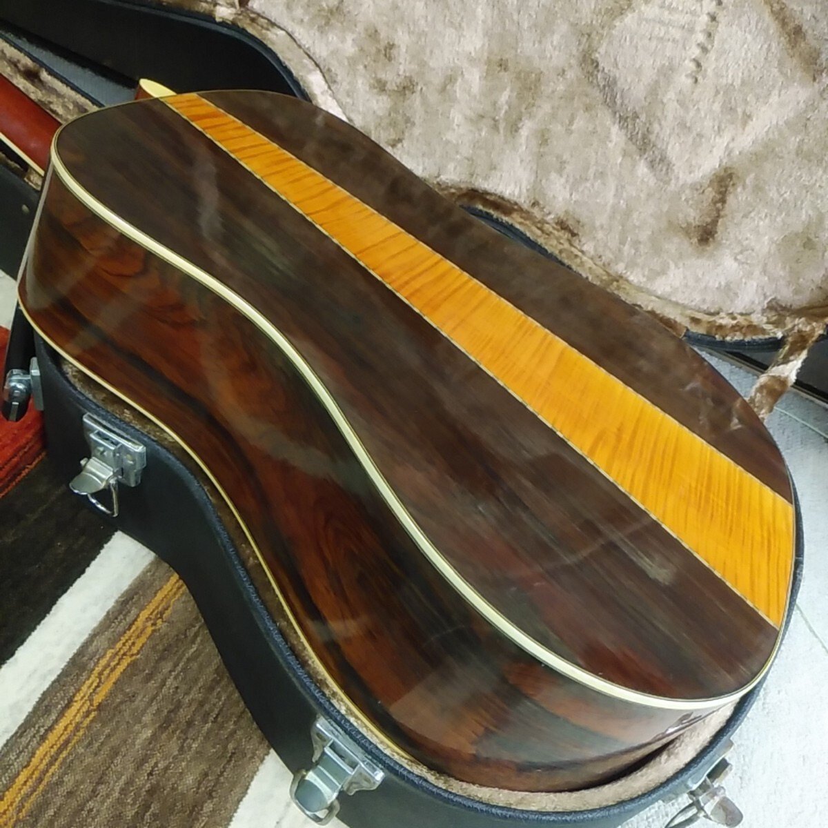 S. Yairi YD-304 – 1974
